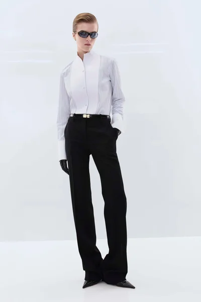 Look 8